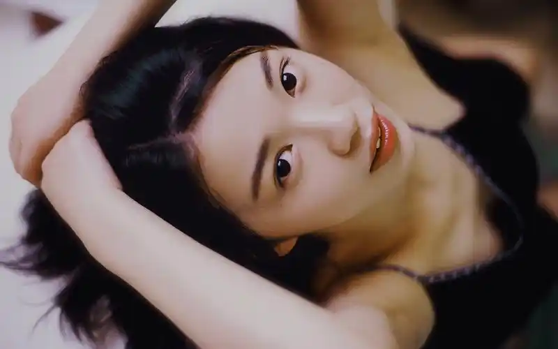 热播封面